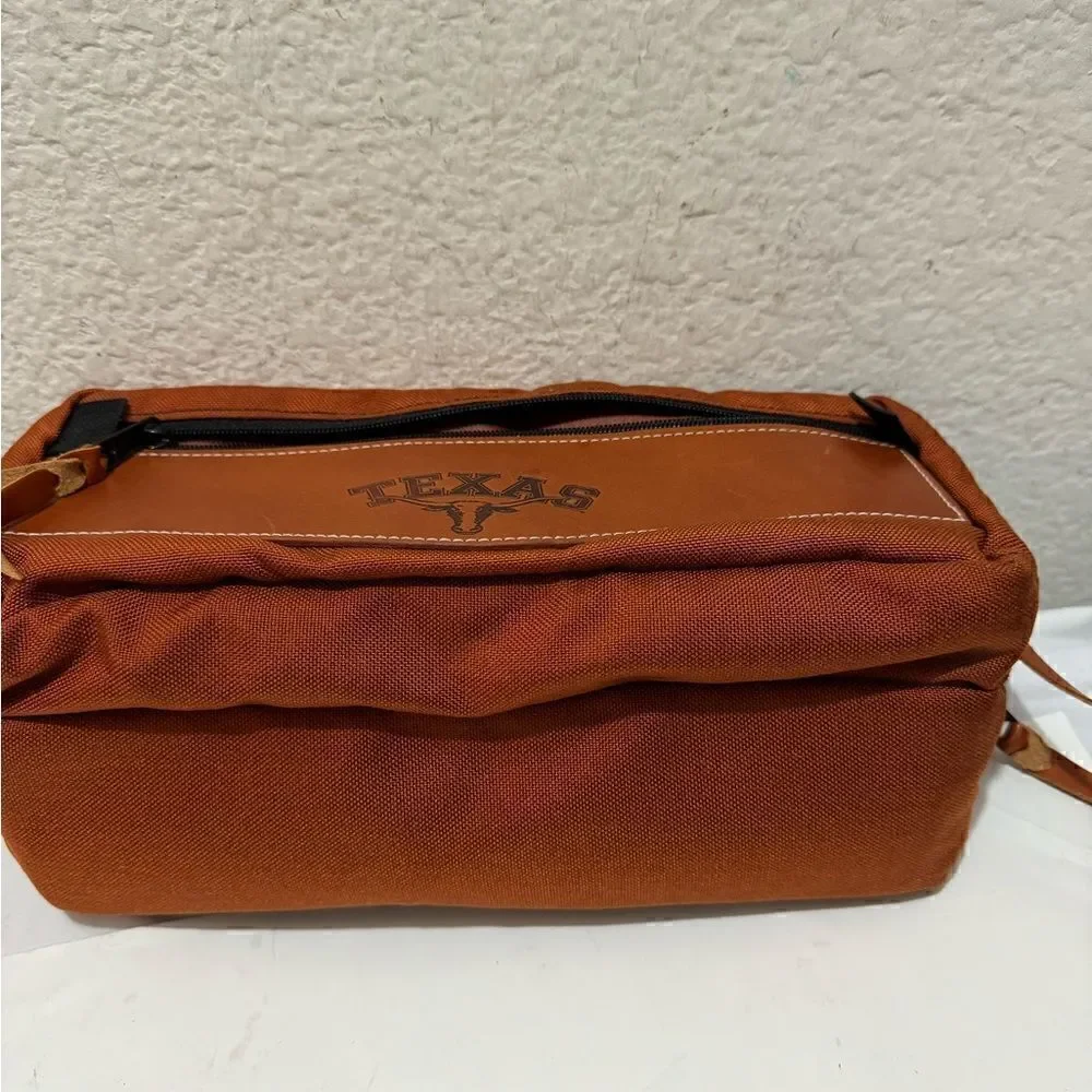 Wildgoose TEXAS MADE toiletry bag reddish brown